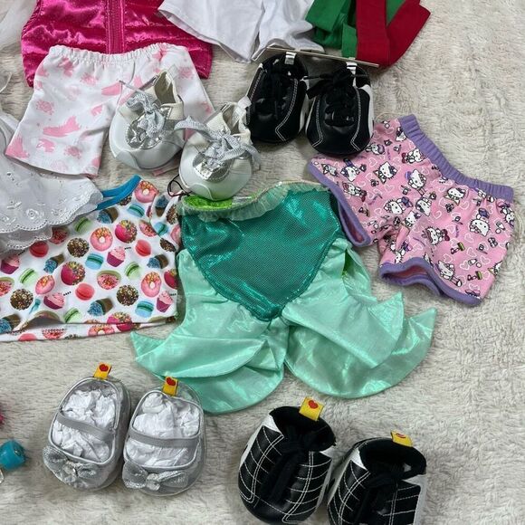 Build a Bear Plush Hello Kitty Disney Misc Lot of Clothing Shoes Accessories - Picture 3 of 5